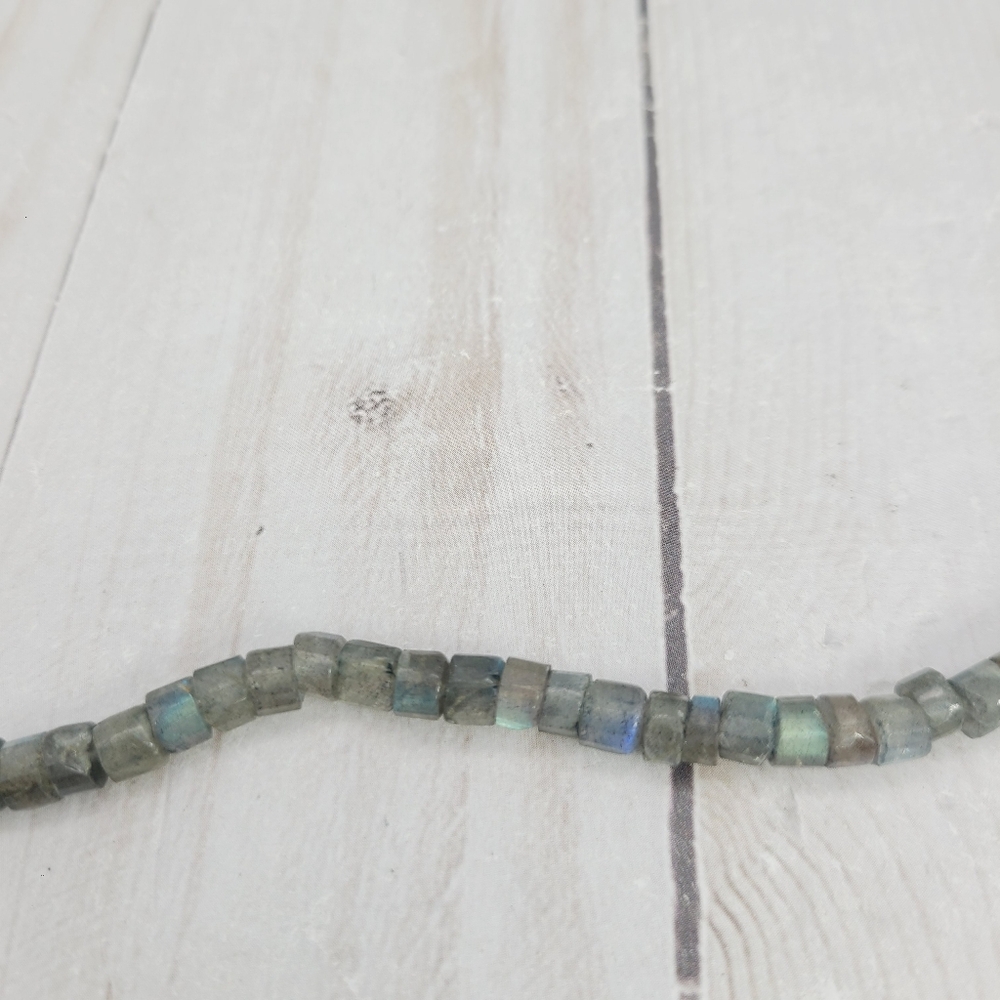 Labradorite Bead Strand - Picture 10 of 11
